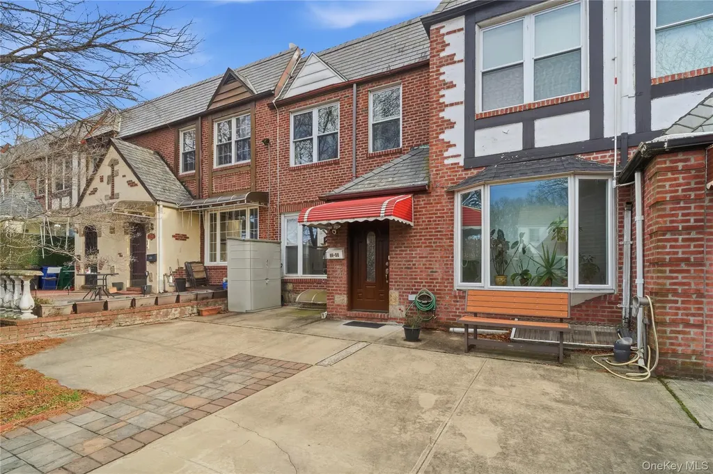 7285 Yellowstone Boulevard Forest Hills NY 11375
