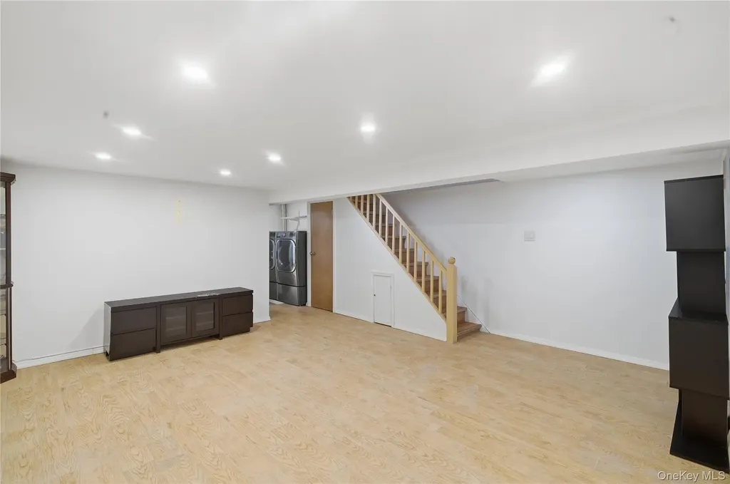 7285 Yellowstone Boulevard Forest Hills NY 11375