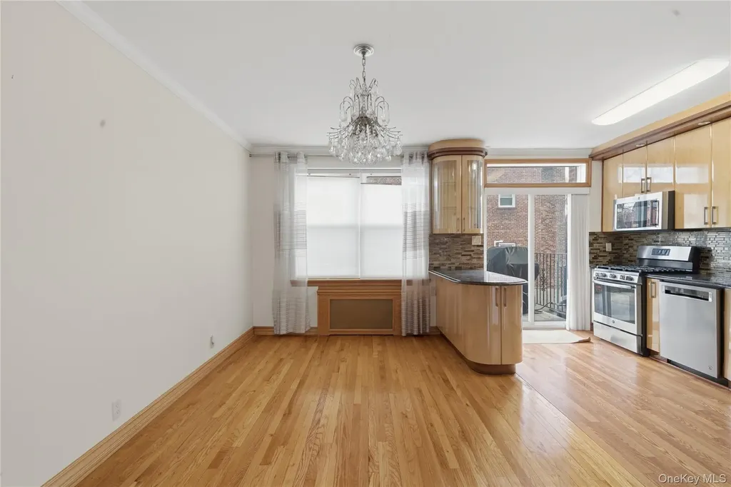 7285 Yellowstone Boulevard Forest Hills NY 11375