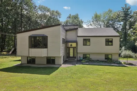 54 Kings Ridge Road Mahopac NY 10541