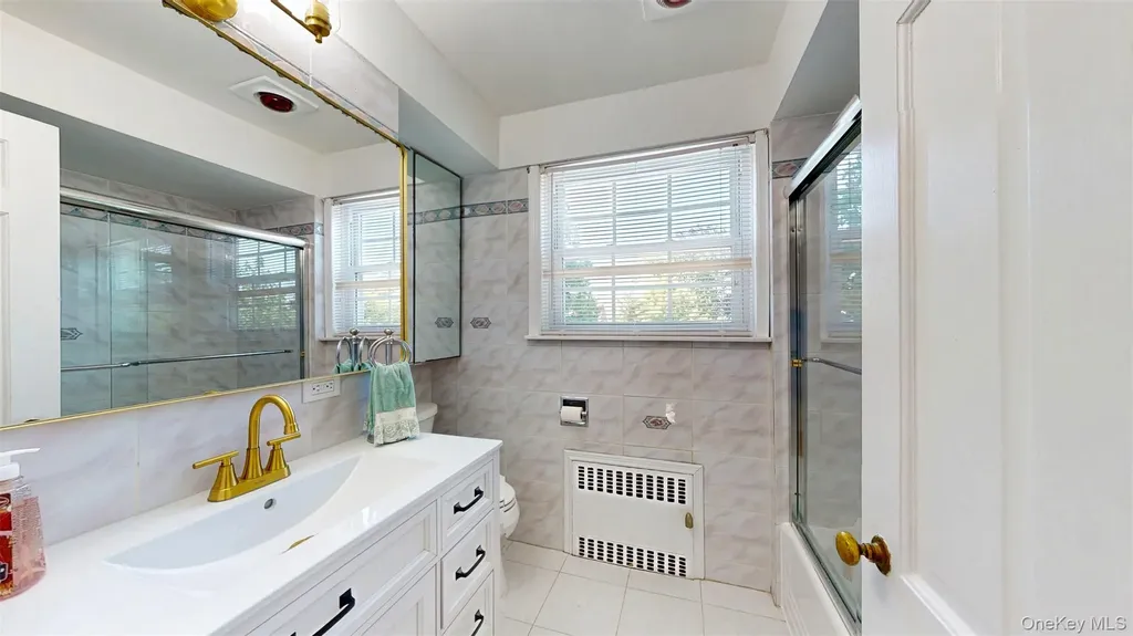32 Biltmore Avenue Yonkers NY 10710