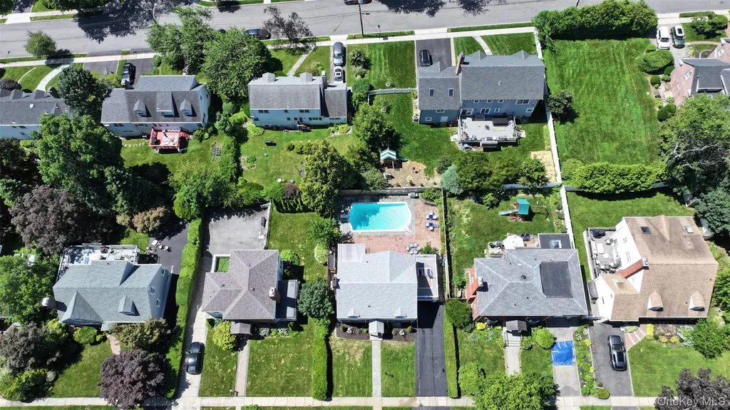 32 Biltmore Avenue Yonkers NY 10710