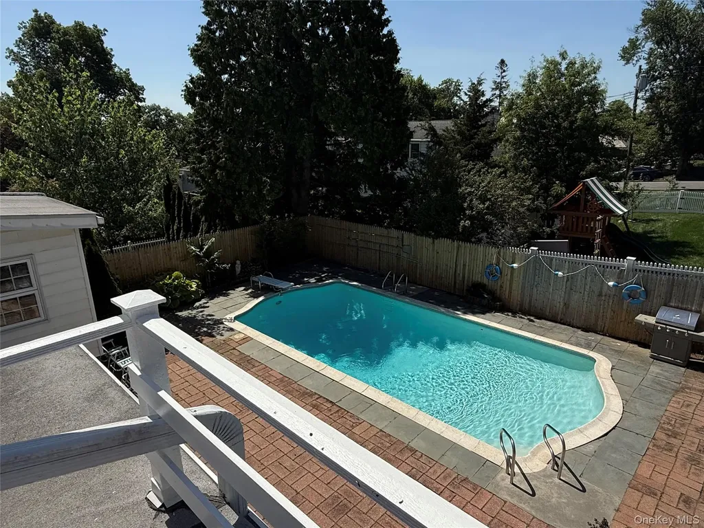 32 Biltmore Avenue Yonkers NY 10710