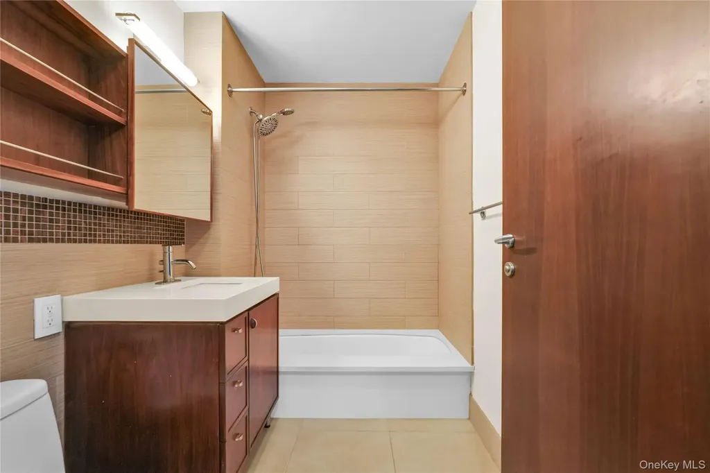 21-24 30 Avenue Astoria NY 11102