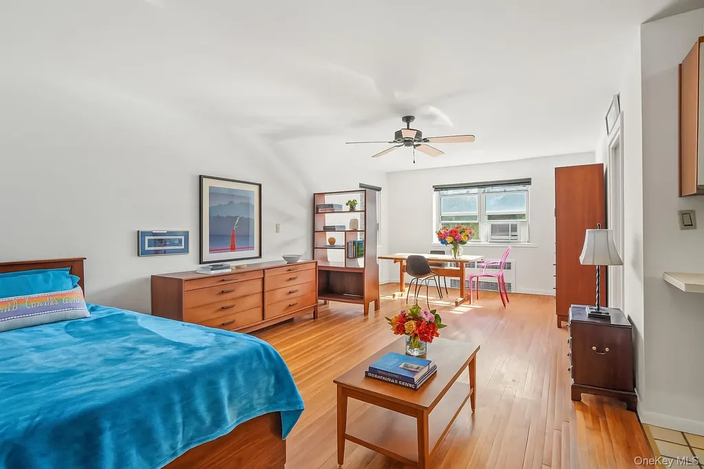 73-44 Austin Street Forest Hills NY 11375