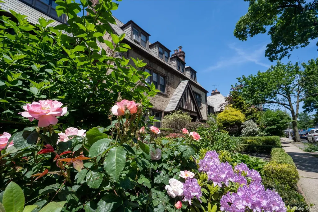 73-44 Austin Street Forest Hills NY 11375