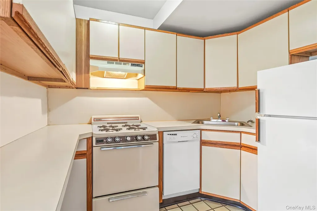 73-44 Austin Street Forest Hills NY 11375