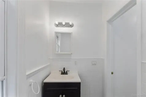 15 Desmond Avenue Bronxville NY 10708