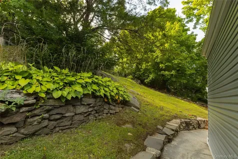 15 Desmond Avenue Bronxville NY 10708