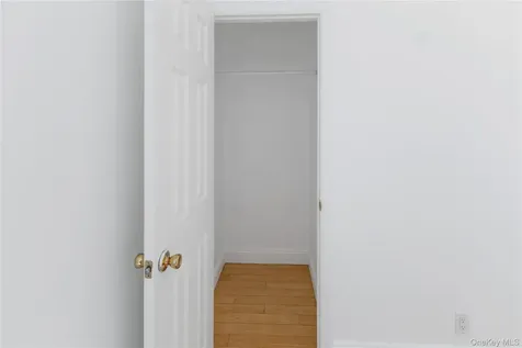 15 Desmond Avenue Bronxville NY 10708