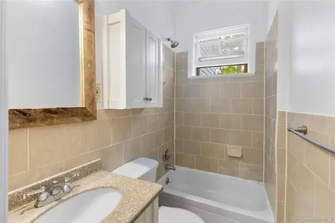 15 Desmond Avenue Bronxville NY 10708