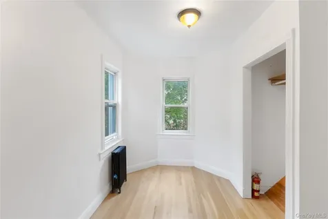 15 Desmond Avenue Bronxville NY 10708