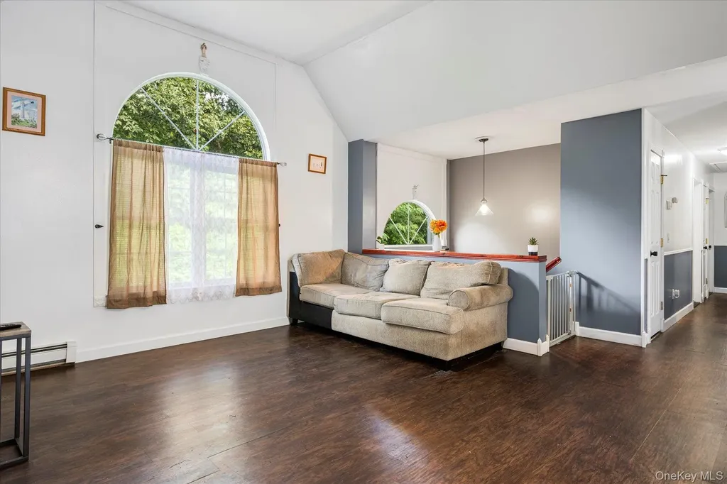 7 Bird Court Mastic Beach NY 11951