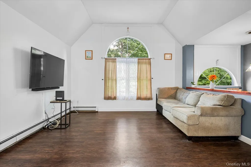 7 Bird Court Mastic Beach NY 11951