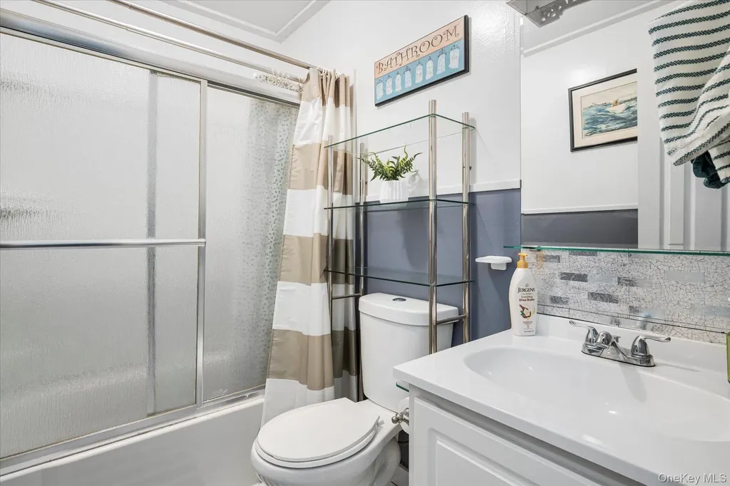 7 Bird Court Mastic Beach NY 11951