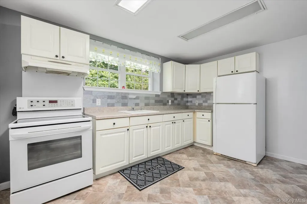 7 Bird Court Mastic Beach NY 11951