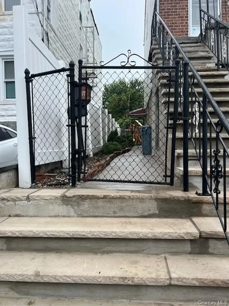 41 Spruce Street Yonkers NY 10701