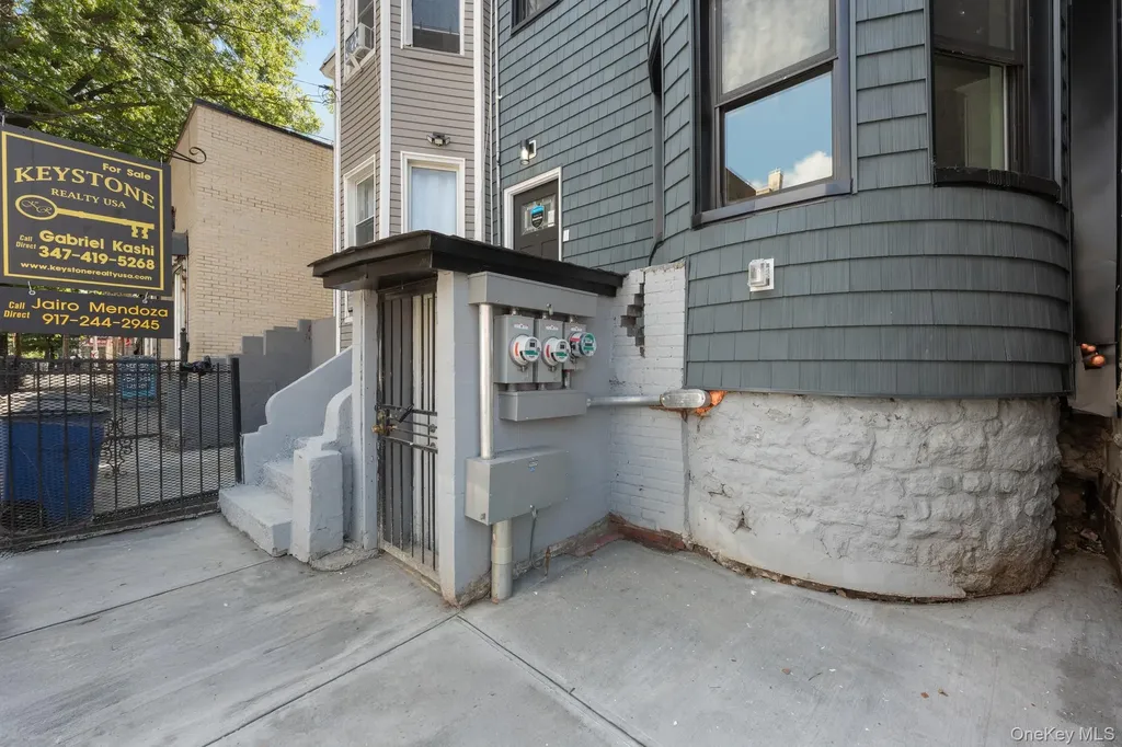 132 W 165th Street Bronx NY 10452
