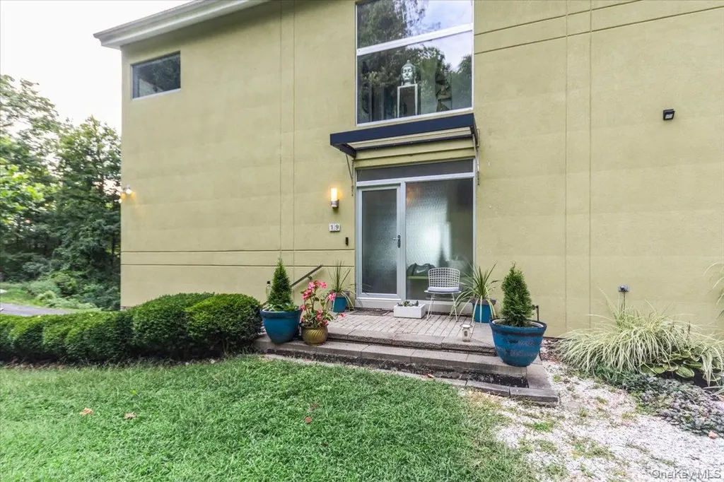 19 Melzingah Reservoir Road Beacon NY 12508