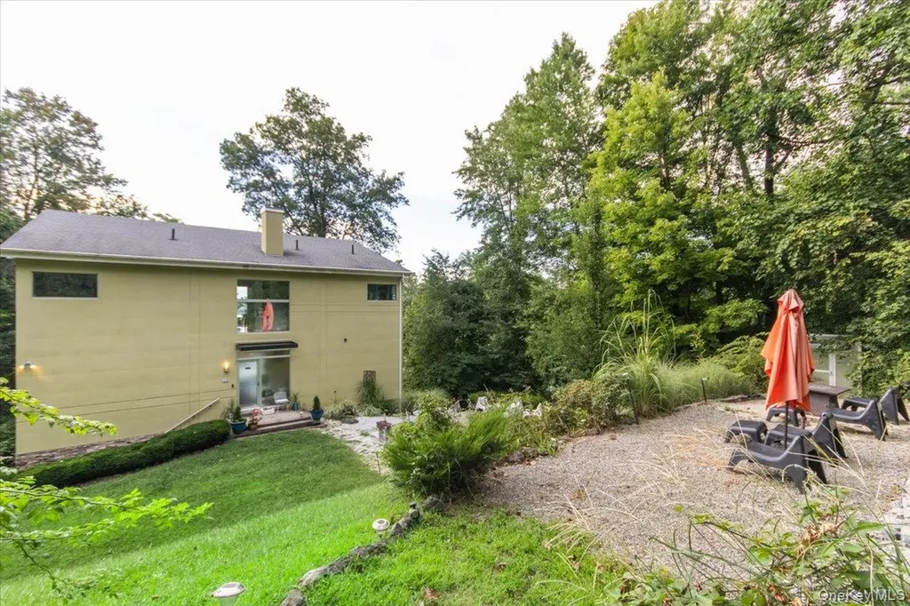19 Melzingah Reservoir Road Beacon NY 12508