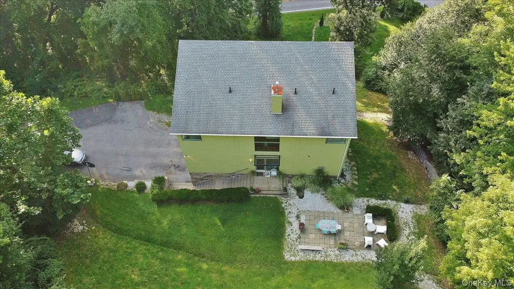 19 Melzingah Reservoir Road Beacon NY 12508