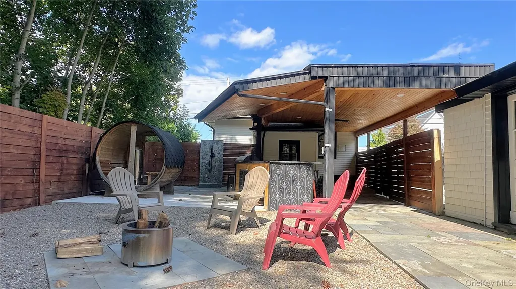 169 Main Street Gardiner NY 12525