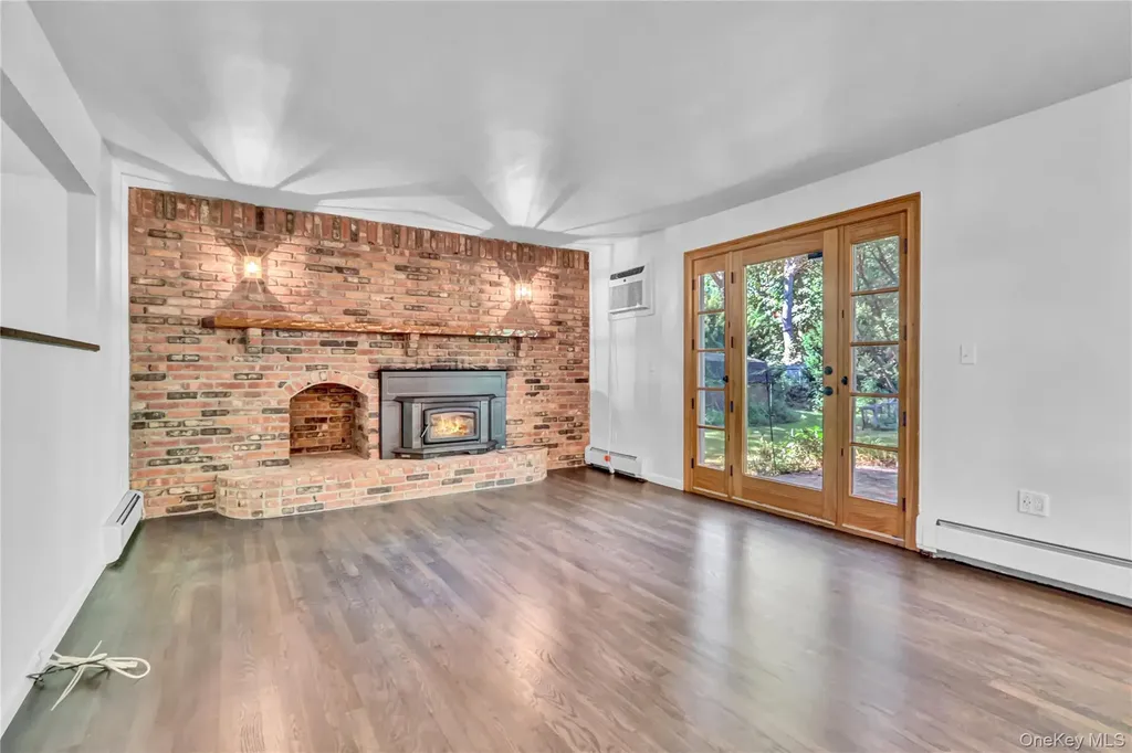29 Cedar Street Centereach NY 11720