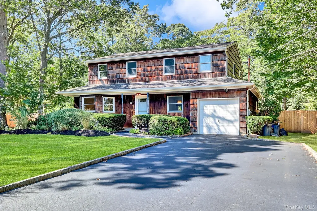 29 Cedar Street Centereach NY 11720