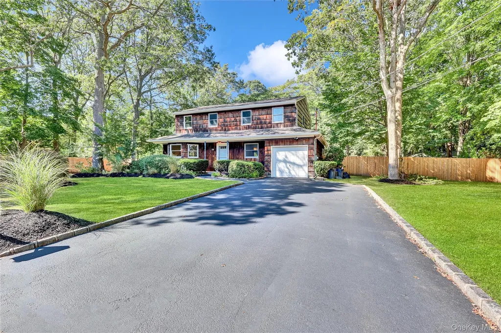 29 Cedar Street Centereach NY 11720