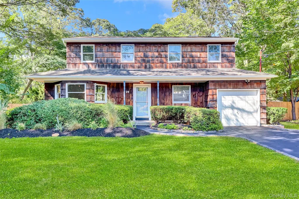 29 Cedar Street Centereach NY 11720