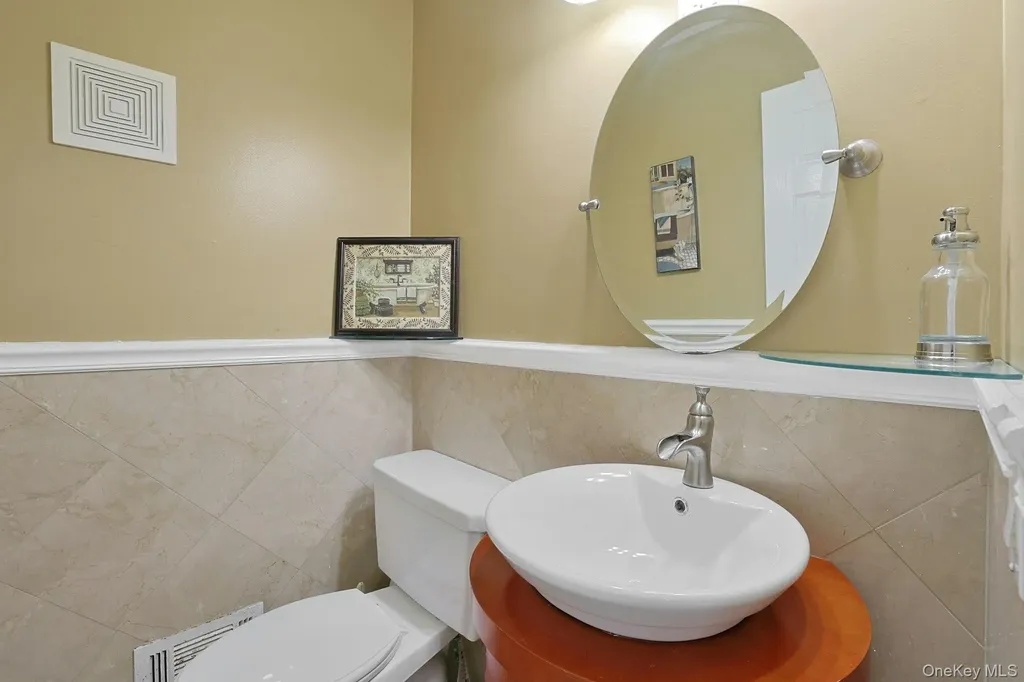 9 Teramar Way White Plains NY 10607