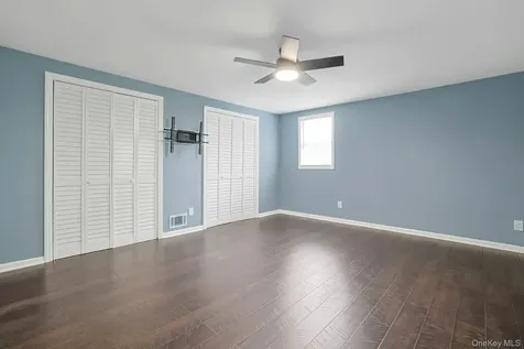 9 Teramar Way White Plains NY 10607