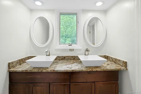 9 Teramar Way White Plains NY 10607