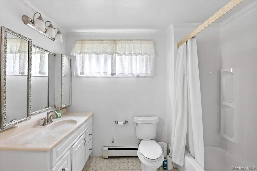 32 Whittier Drive Mastic Beach NY 11951