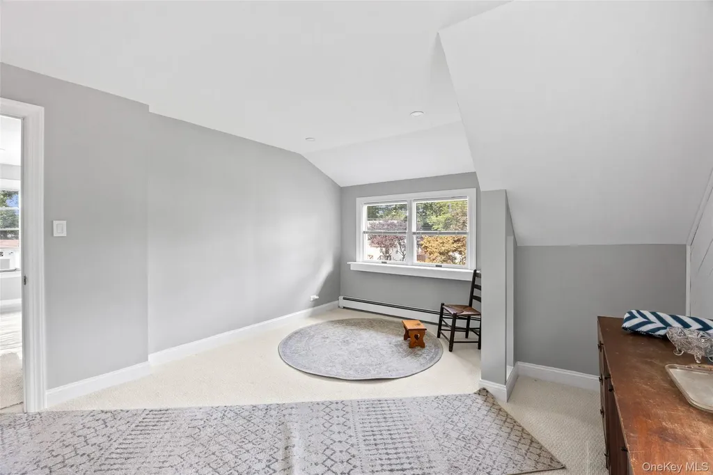 32 Whittier Drive Mastic Beach NY 11951