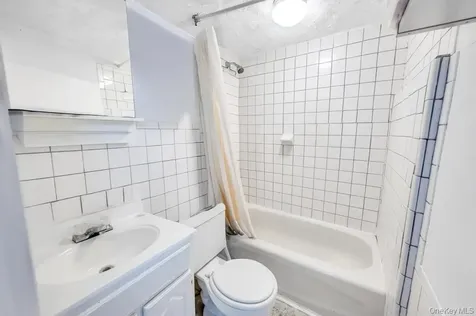 831 N William Street Baldwin NY 11510