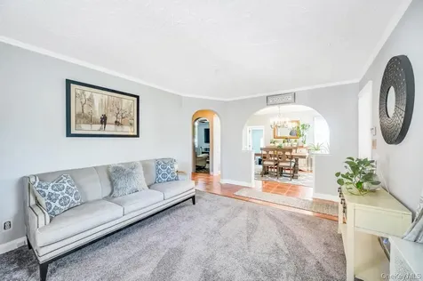 831 N William Street Baldwin NY 11510