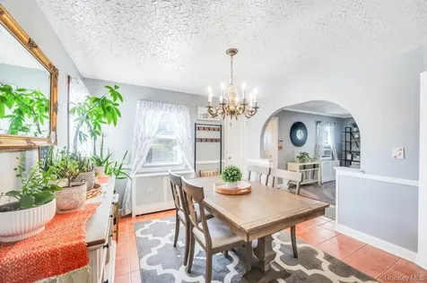 831 N William Street Baldwin NY 11510