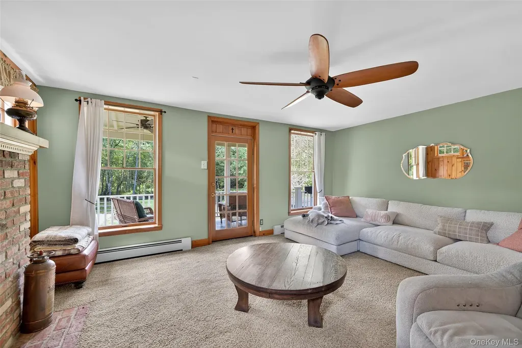 91 Eagle Valley Road Sloatsburg NY 10974