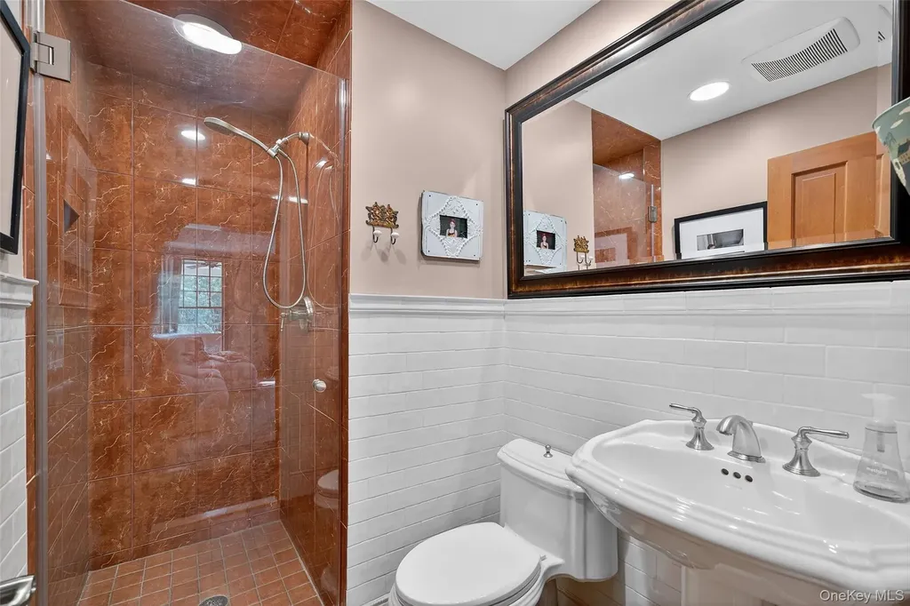 91 Eagle Valley Road Sloatsburg NY 10974