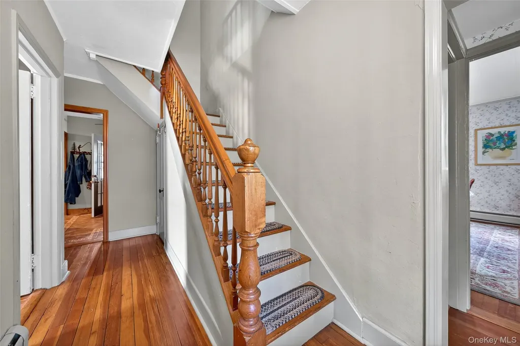 91 Eagle Valley Road Sloatsburg NY 10974