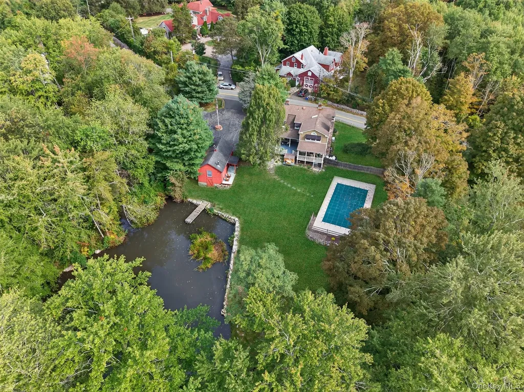 91 Eagle Valley Road Sloatsburg NY 10974