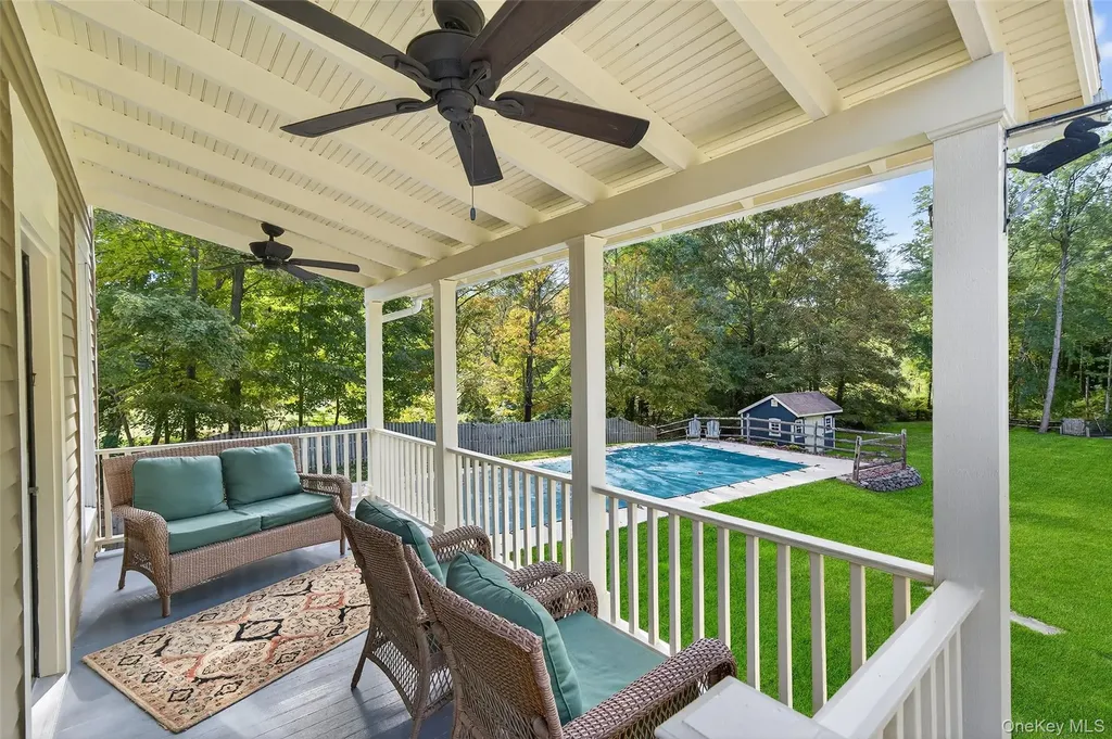 91 Eagle Valley Road Sloatsburg NY 10974