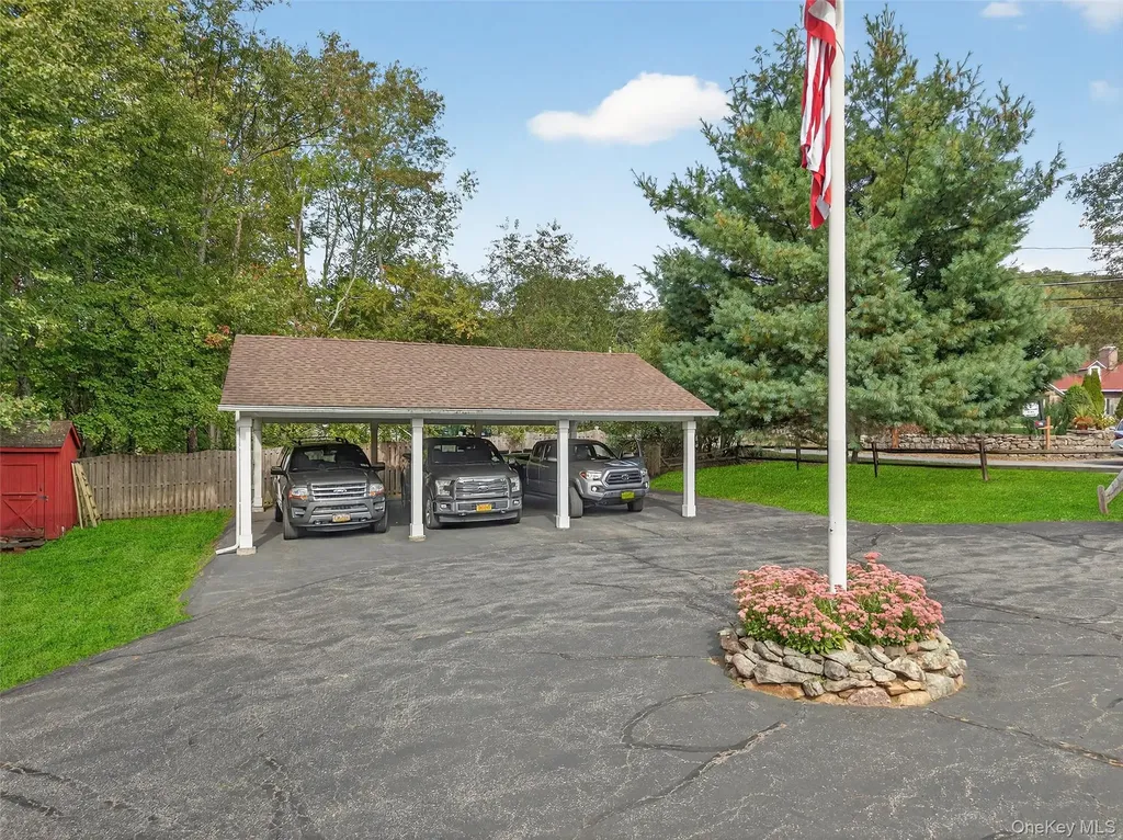 91 Eagle Valley Road Sloatsburg NY 10974