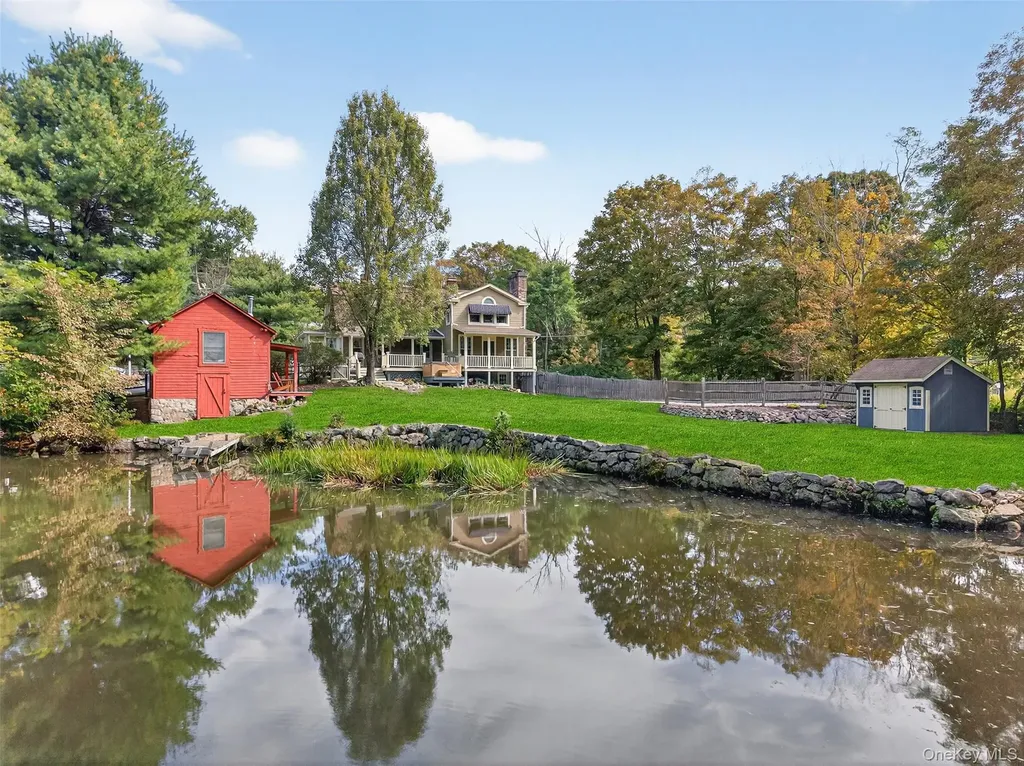 91 Eagle Valley Road Sloatsburg NY 10974