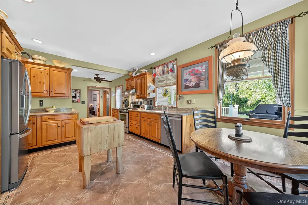 91 Eagle Valley Road Sloatsburg NY 10974