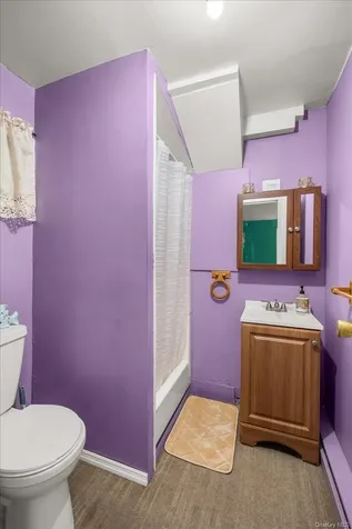 211 Washington Avenue Brentwood NY 11717