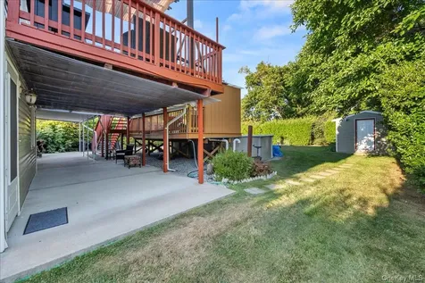 211 Washington Avenue Brentwood NY 11717