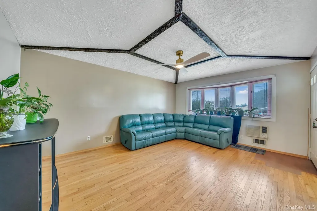 38 E Elm Street Central Islip NY 11722
