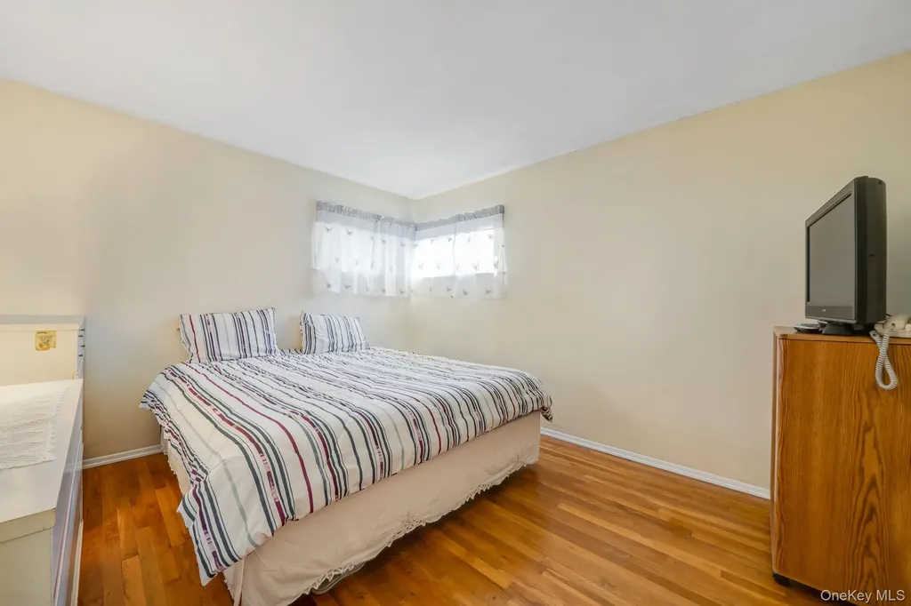 38 E Elm Street Central Islip NY 11722